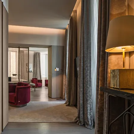 Fendi Private 5*