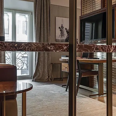 Fendi Private - Small Luxury Of The World Отель