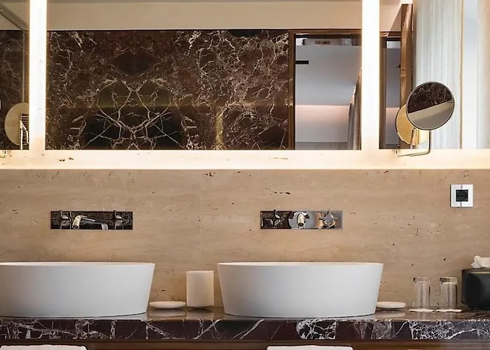 Fendi Private - Small Luxury Of The World ホテル ローマ