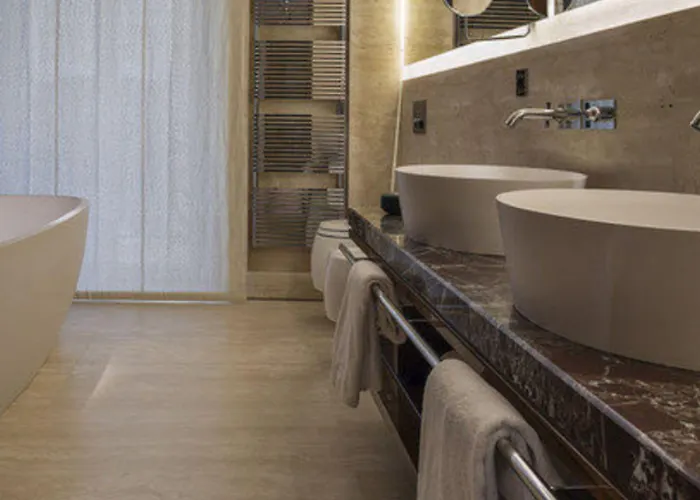 Fendi Private - Small Luxury Of The World ホテル