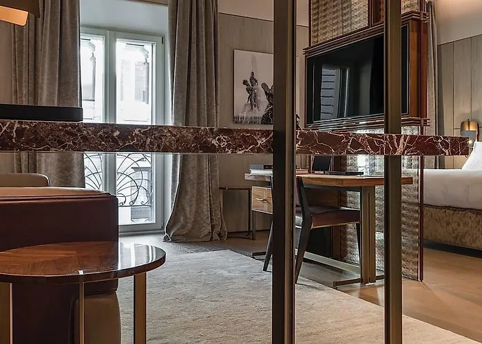 Fendi Private - Small Luxury Of The World ホテル